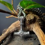 Valhalla Mjolnir (Silver) Locket - Image 3